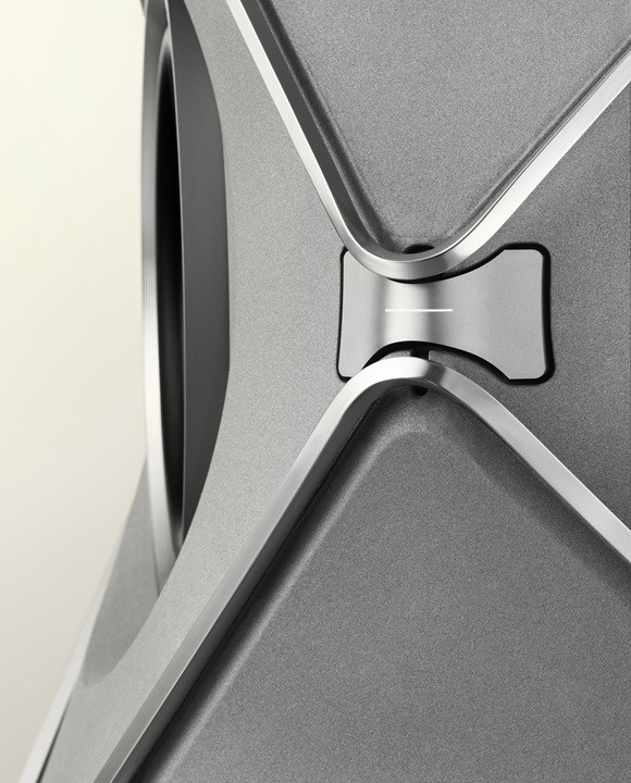 Beolab 90 Titan5.jpg